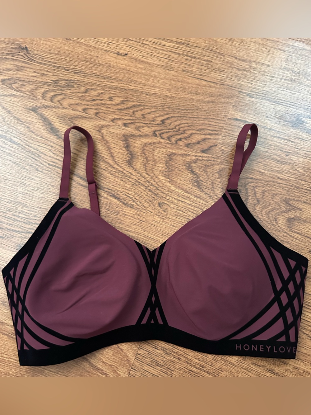 Honeylove Plum Seamless bra with Black Trim size small intimate